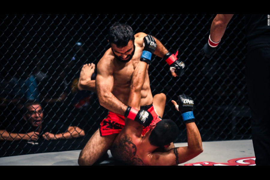 Suplementy dla zawodników MMA- kazeina, arginina